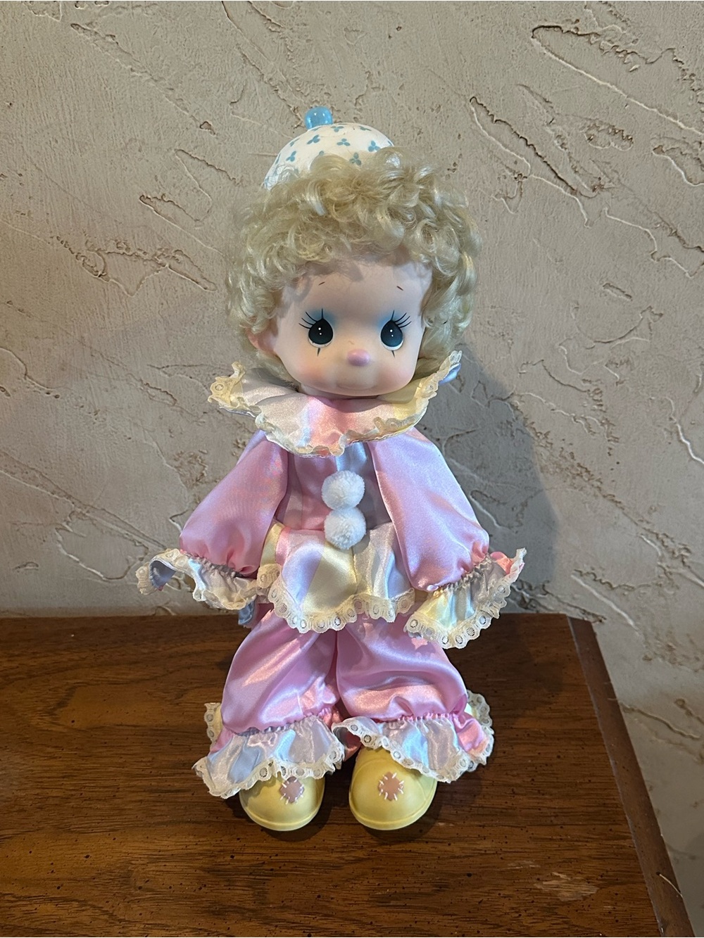 Vintage Precious Moments “Taffy” Collectible Clown Doll with Stand D006